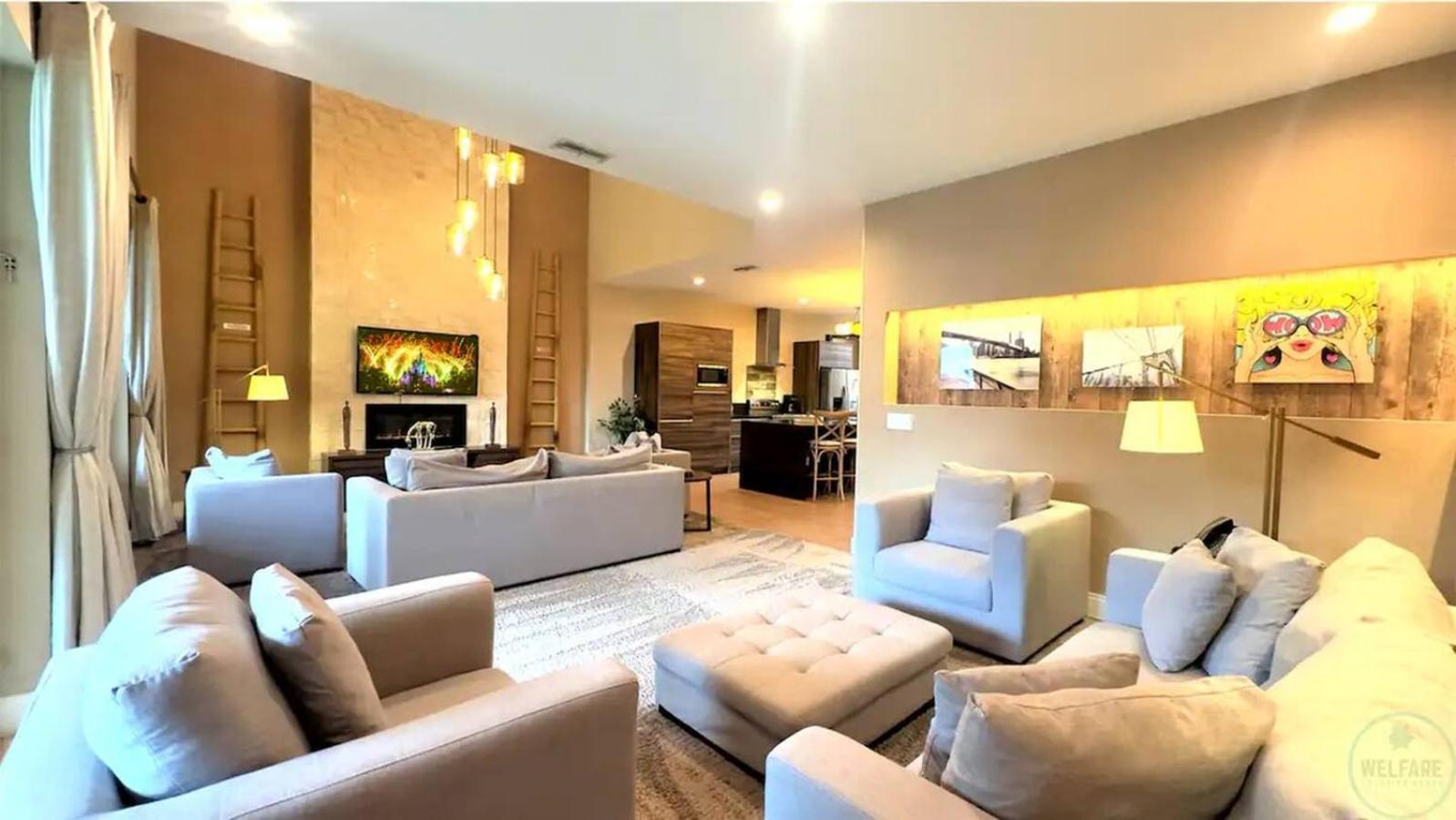 Beautiful Home W 3 En Suites & Breathtaking View Holiday home *